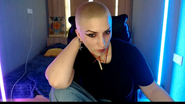 Chatroom XXX en direct de Sweet-n-Strong