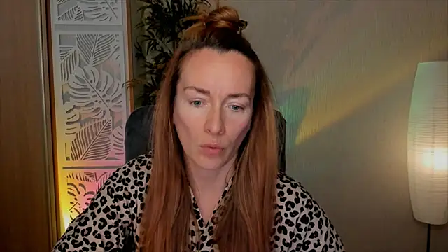 RebeccaMartinez Chat XXX in diretta