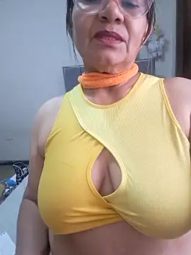 Vickyfox_ live XXX chat