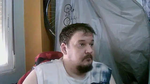 Show modela porkorossy na web-kameri