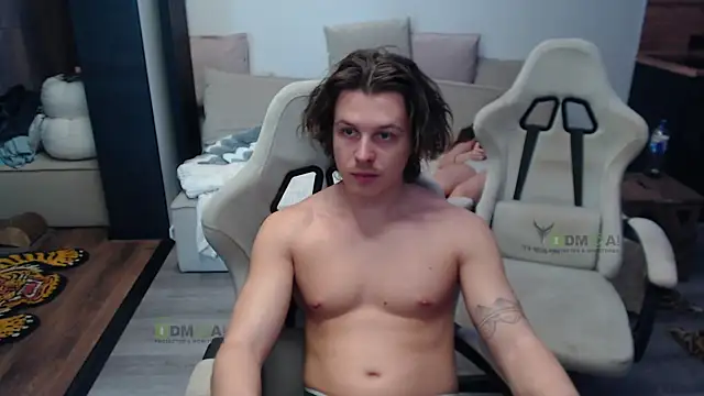 Pokazy przed kamerką – Sunny-Girl1