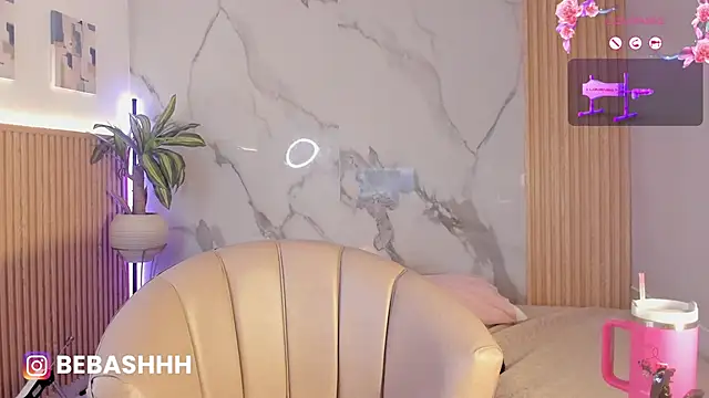 Fyre_divine live XXX chat