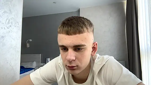 Вебкам-шоу SoloFury