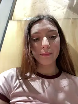 Chatroom XXX en direct de LilluKatten