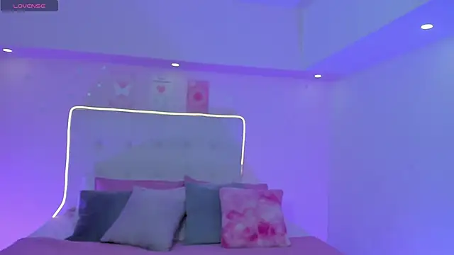 ScarlettDreamss7 Show Webcam