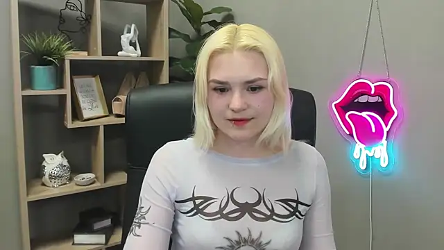 SweetLilyxo: απευθείας συνομιλία ΧΧΧ