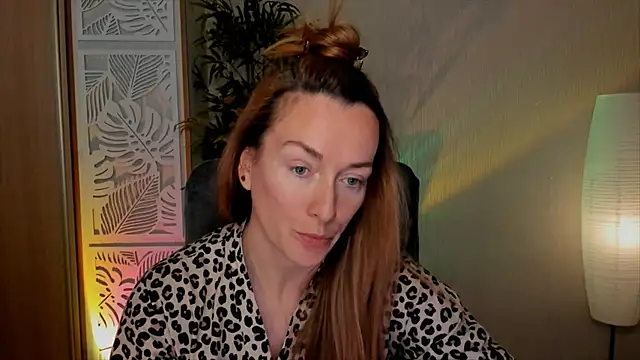 RebeccaMartinez Live XXX-Chat