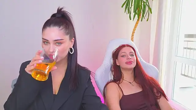 Sofia_Plump Webcam-Show