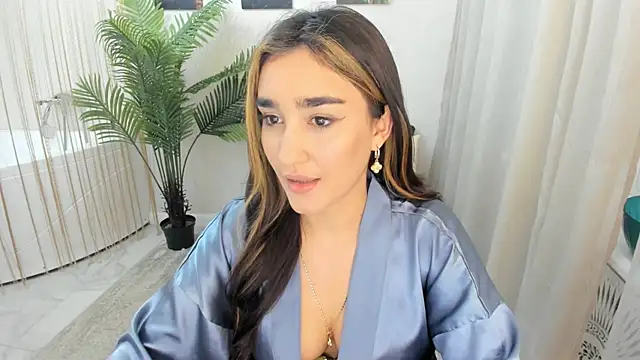 Chatroom XXX en direct de GoldenHeart_1