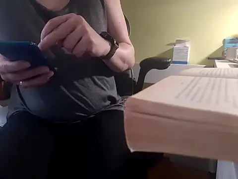 feathersify Webcam show