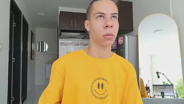 grey___27 Adlı Modelin Web Kamerası Şovu