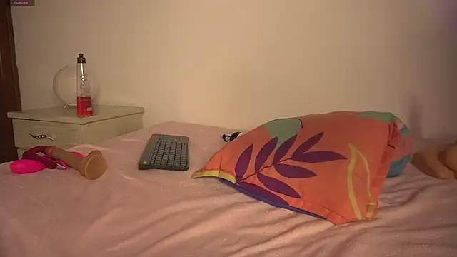 pocahotass_11: онлайн-секс-чат