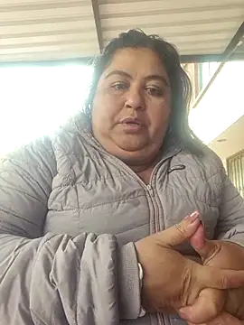 curvy_diva_'s Live XXX Chat