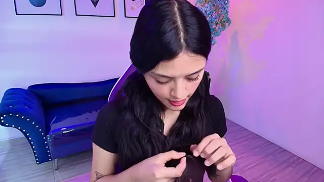 Czat XXX na żywo – Maddie_T18