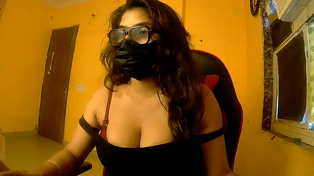 Chat +18 de callmeshreya ao vivo