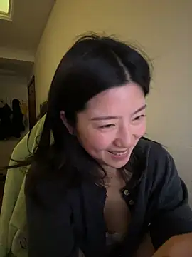 Olivia_PINK0322 – Kamerová šou