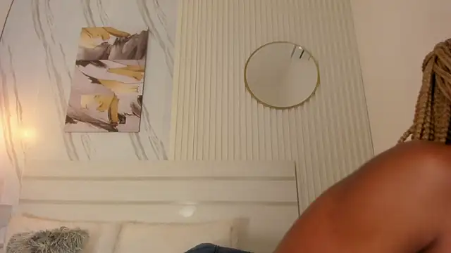 Afro_Luna: онлайн-секс-чат