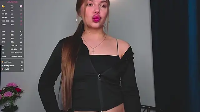 DelenaRinesn Live XXX chat