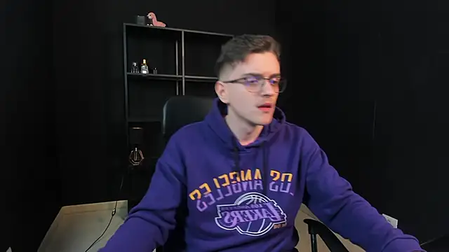 FelixStarkk 在線直播表演