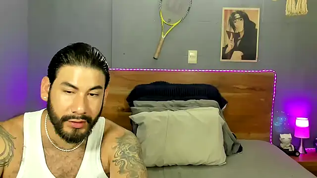 XXX chat uživo modela Prometeo-grizzly
