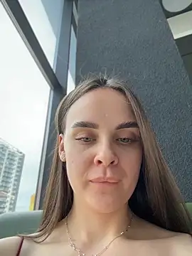 Chat +18 de KristiRich ao vivo