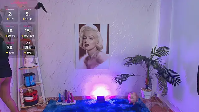 XXX chat uživo modela SALOOMEE__