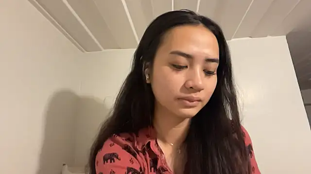 NorikoMcirvin Chat XXX in diretta