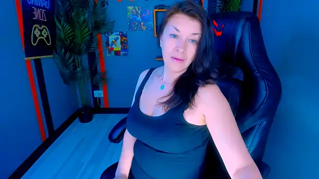 AnaMillsのライブXXXチャット