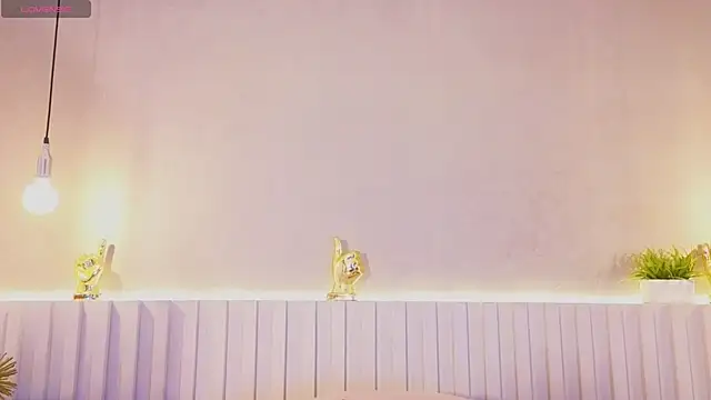 Aida_moreno Adlı Modelin Canlı XXX Sohbeti