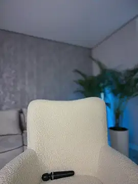 MilfNextDoor20: διαδικτυακό σόου στην κάμερα