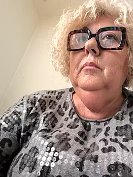 Merilulla Chat XXX live