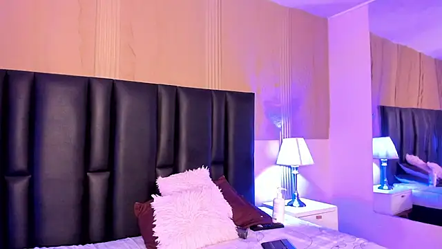 Milf_meli 现场XXX聊天