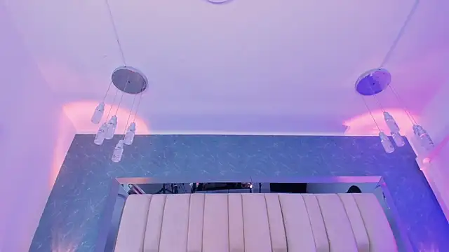 MaddyCrofft Chat XXX live