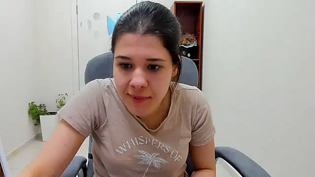 Chat +18 de Joannia ao vivo