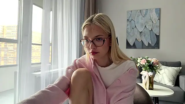 EvelineMolima 现场XXX聊天