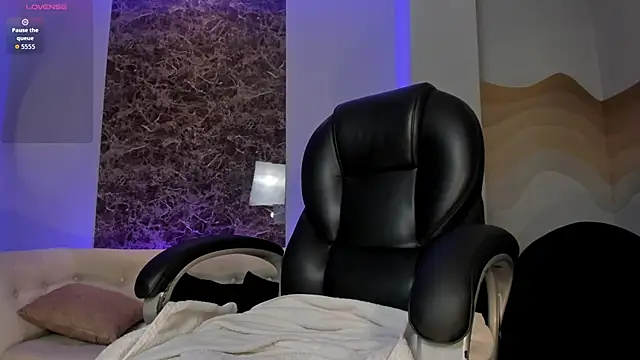 MorganHicks লাইভ XXX চ্যাট