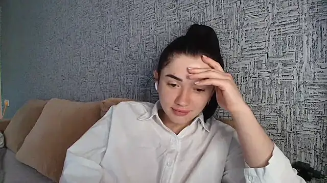 Liana_diva: απευθείας συνομιλία ΧΧΧ