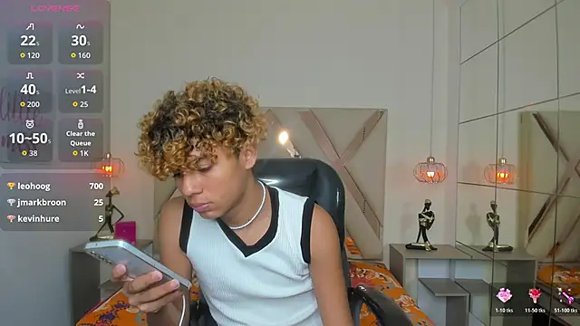 Онлайн чат XXX Anyelo_Twink