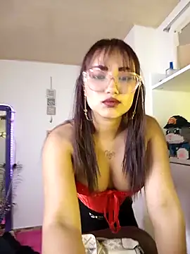 Alejitha-23 Live XXX-Chat