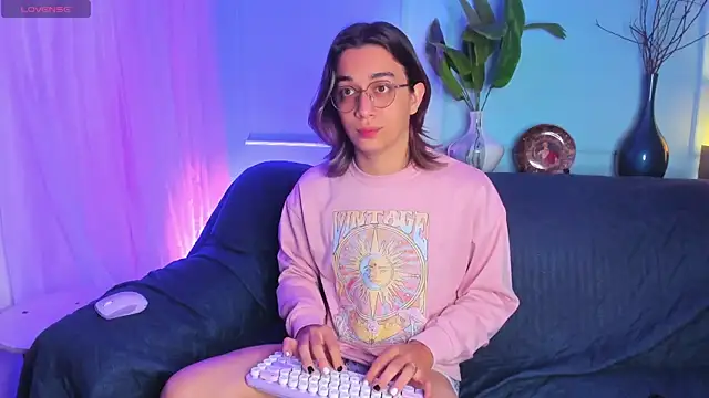 Show modela Keita_Moon na web-kameri