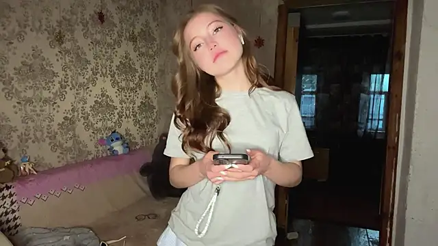 AlberthaBudd's Webcam Show