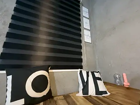 wild_apple69's Live XXX Chat