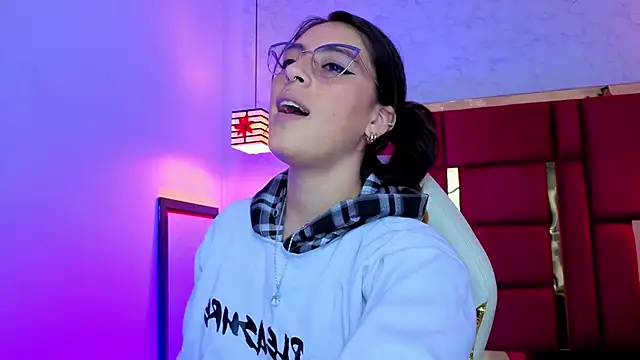 moon_winy: онлайн-секс-чат