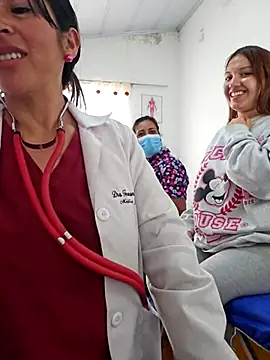 Chat XXX en directo de JustSamantha_