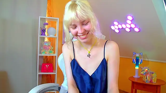 Chat XXX en directo de HannahHollis