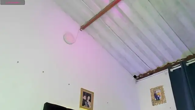 HotboyLyan webkamerás műsora