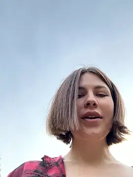 JessieeFlirty live XXX chat