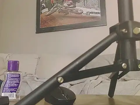 studlyhardwoodd webkamerás műsora