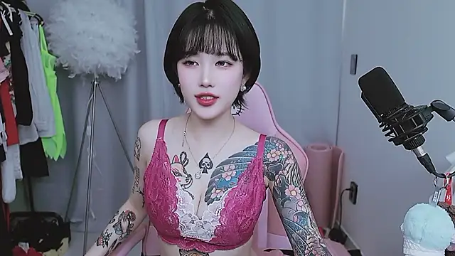 MISA_02's Webcam Show