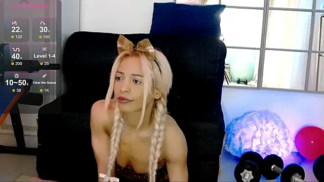 XXX chat uživo modela SarahRaynex